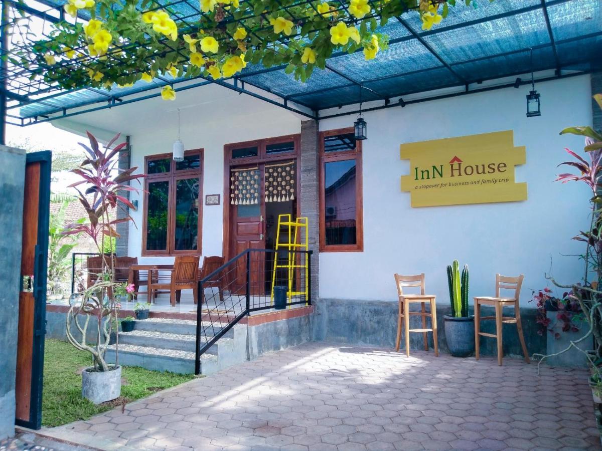 Inn House Homestay Dadapan Dış mekan fotoğraf