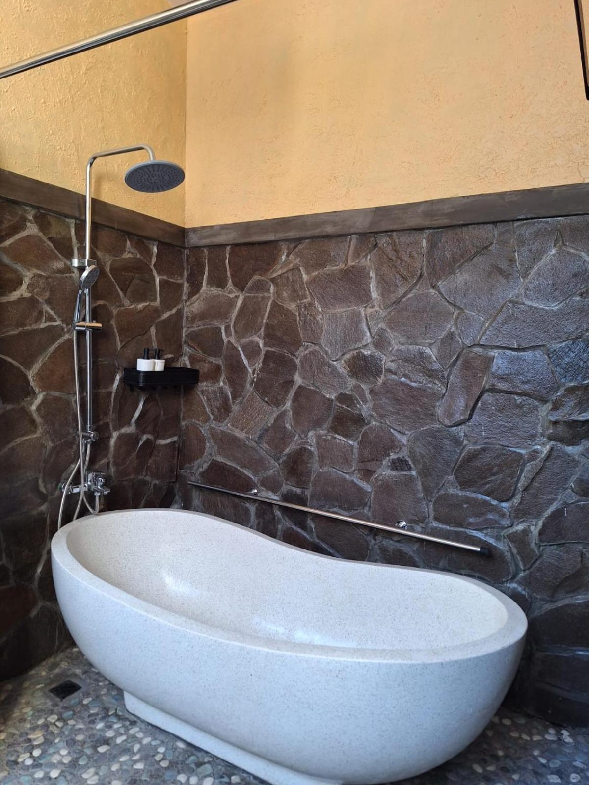 Inn House Homestay Dadapan Dış mekan fotoğraf
