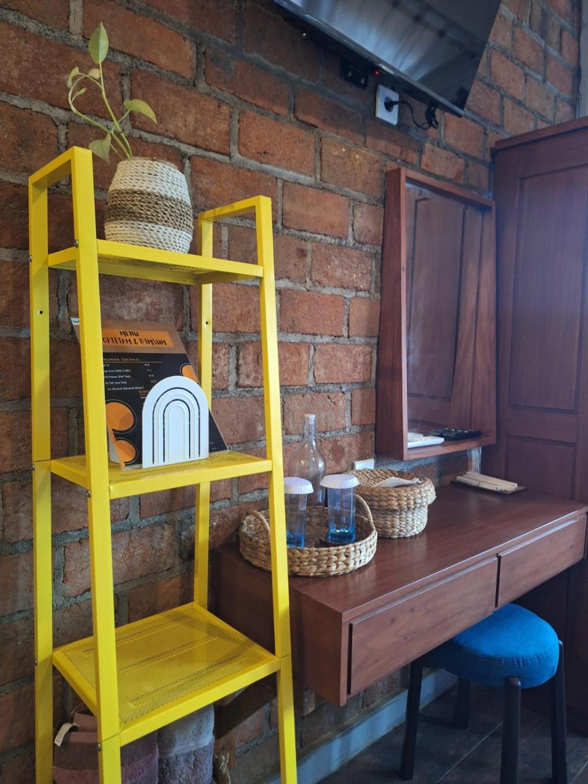 Inn House Homestay Dadapan Dış mekan fotoğraf